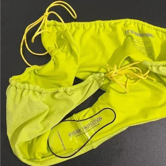 It’s Now Cool Free People REVOLVE String Bikini Bottom New Citrine Lurex Shimmer - Picture 11 of 17